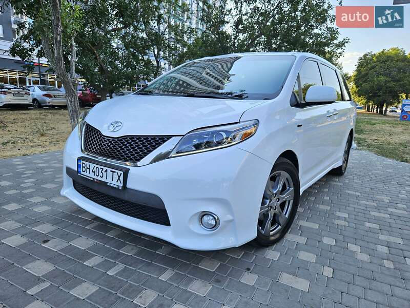 Минивэн Toyota Sienna 2016 в Одессе фото 2 Минивэн Toyota Sienna 2016 в Одессе