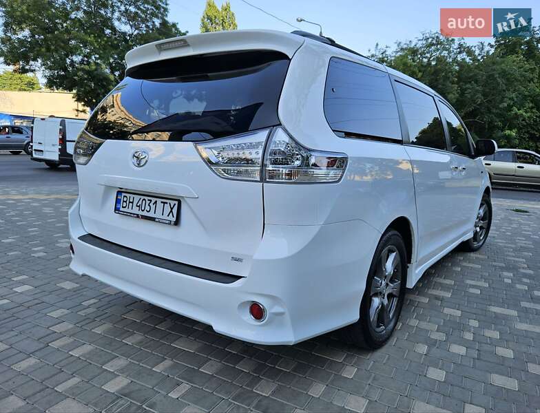 Минивэн Toyota Sienna 2016 в Одессе фото 18 Минивэн Toyota Sienna 2016 в Одессе