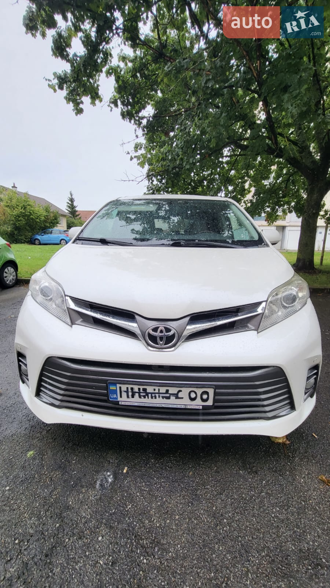 2011 Toyota Sienna - мініатюра 2