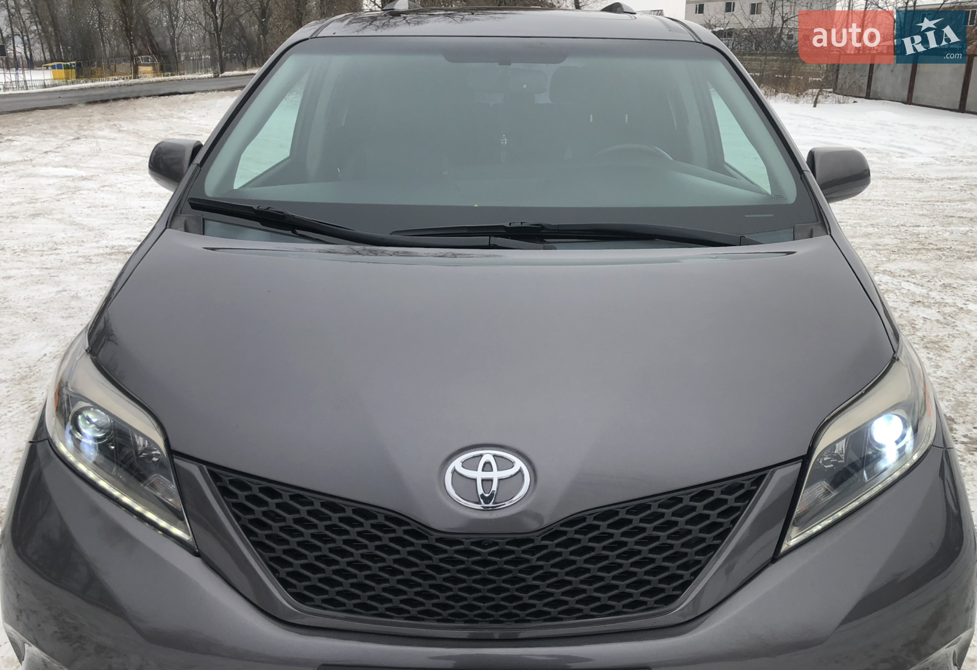 2015 Toyota Sienna - мініатюра 2
