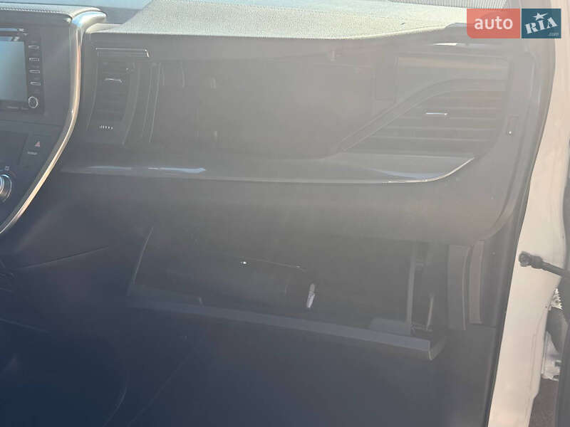 Минивэн Toyota Sienna 2019 в Броварах фото 16 Минивэн Toyota Sienna 2019 в Броварах