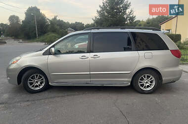 Минивэн Toyota Sienna 2006 в 