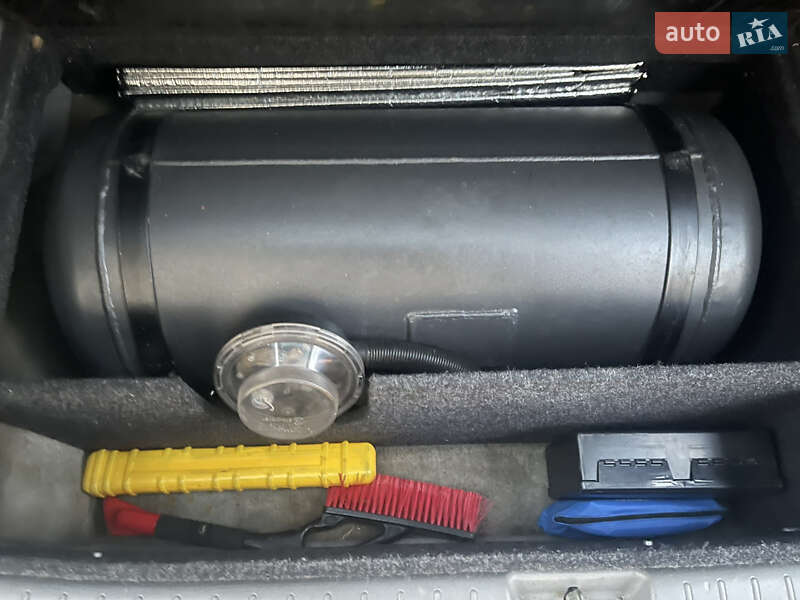 Мінівен Toyota Sienna 2006 в Львові