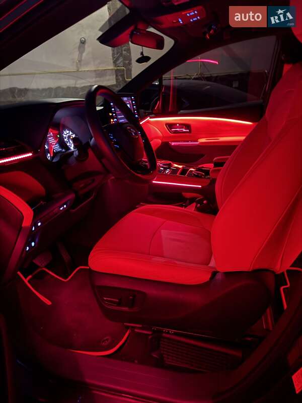 Мінівен Toyota Sienna 2022 в Одесі