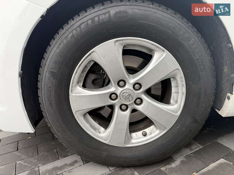 Мінівен Toyota Sienna 2016 в Києві фото 12 Мінівен Toyota Sienna 2016 в Києві