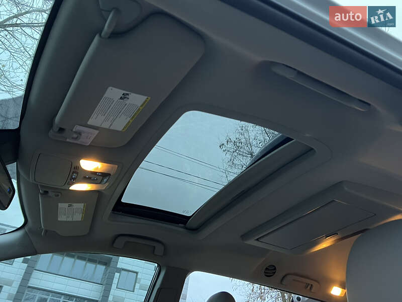 Минивэн Toyota Sienna 2017 в Киеве