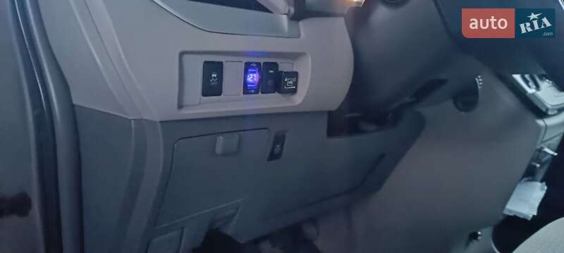 Минивэн Toyota Sienna 2015 в Черновцах фото 53 Минивэн Toyota Sienna 2015 в Черновцах