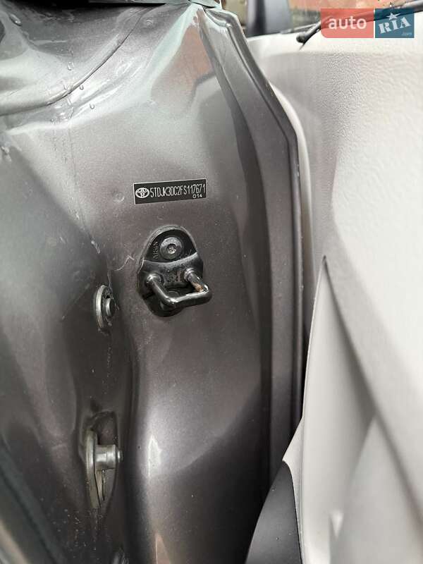 Минивэн Toyota Sienna 2015 в Черновцах фото 35 Минивэн Toyota Sienna 2015 в Черновцах