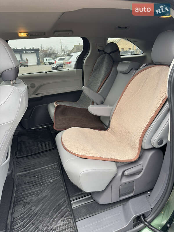 Минивэн Toyota Sienna 2021 в Белой Церкви фото 14 Минивэн Toyota Sienna 2021 в Белой Церкви