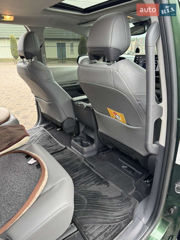 Минивэн Toyota Sienna 2021 в Белой Церкви фото 18 Минивэн Toyota Sienna 2021 в Белой Церкви