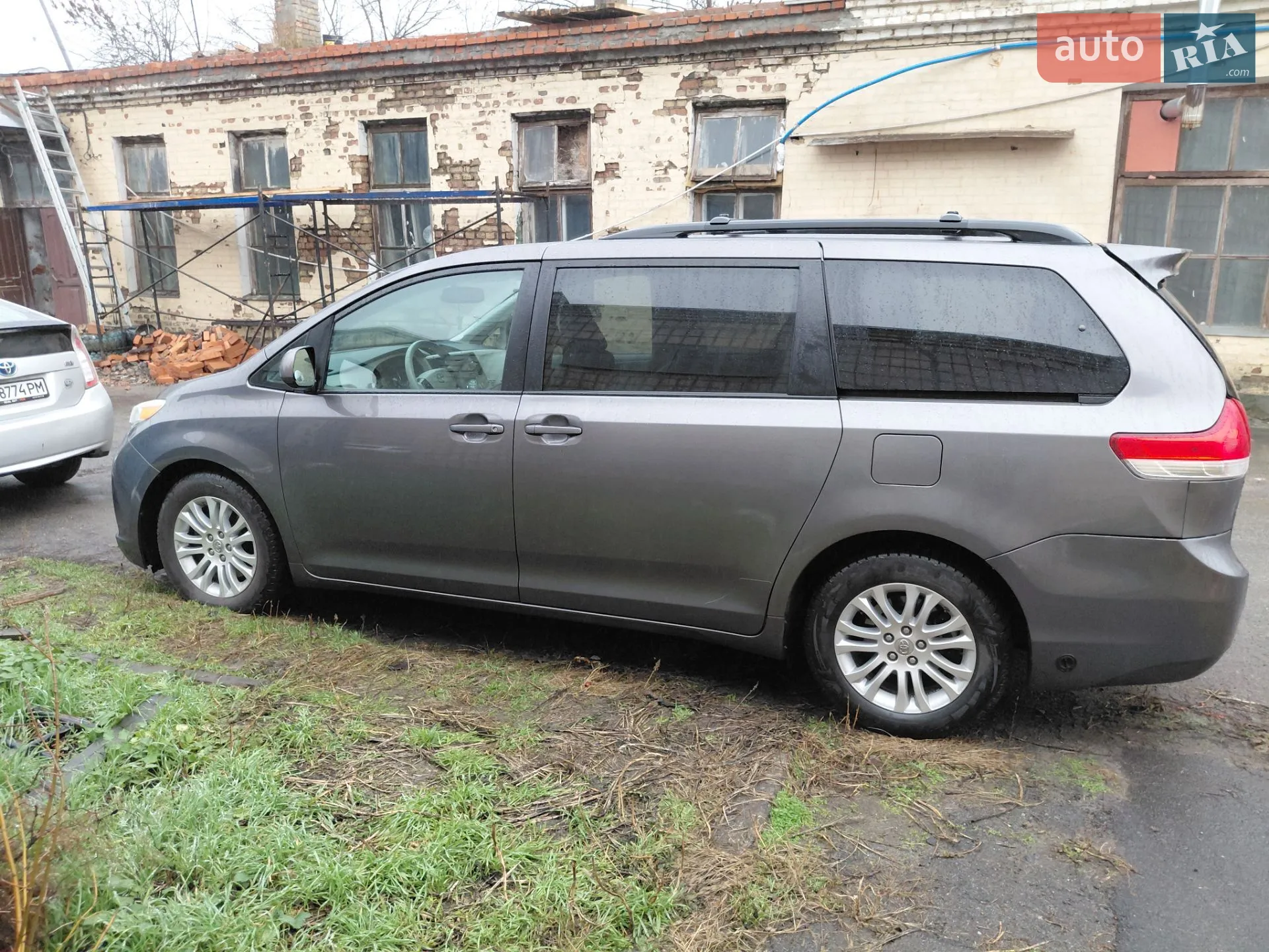 2014 Toyota Sienna - мініатюра 2
