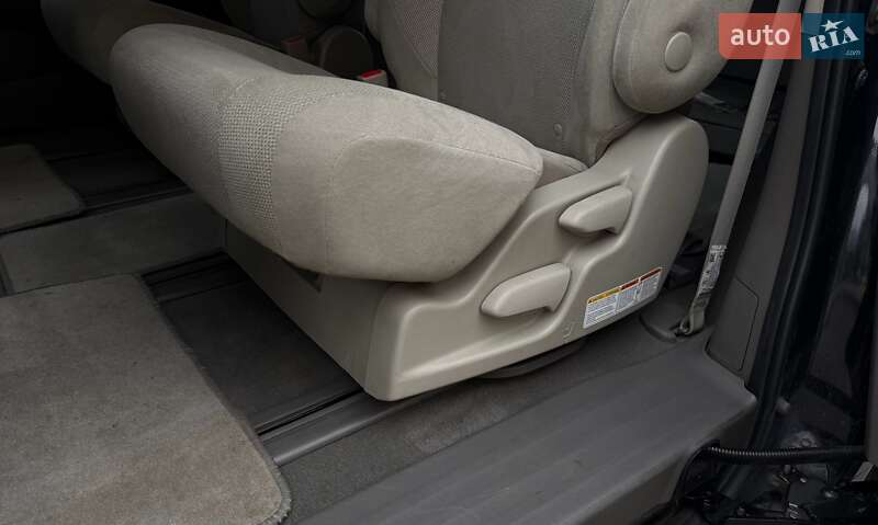 Мінівен Toyota Sienna 2019 в Одесі