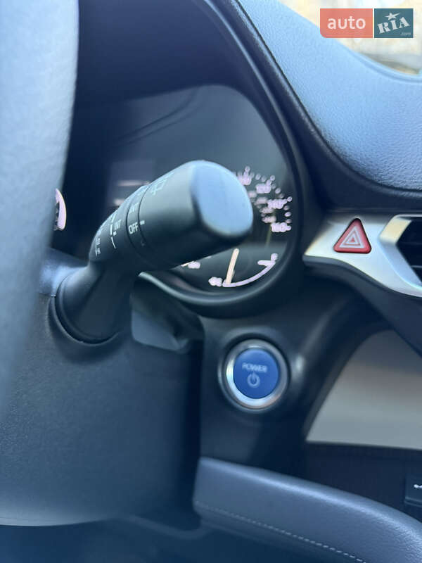 Мінівен Toyota Sienna 2020 в Хмельницькому