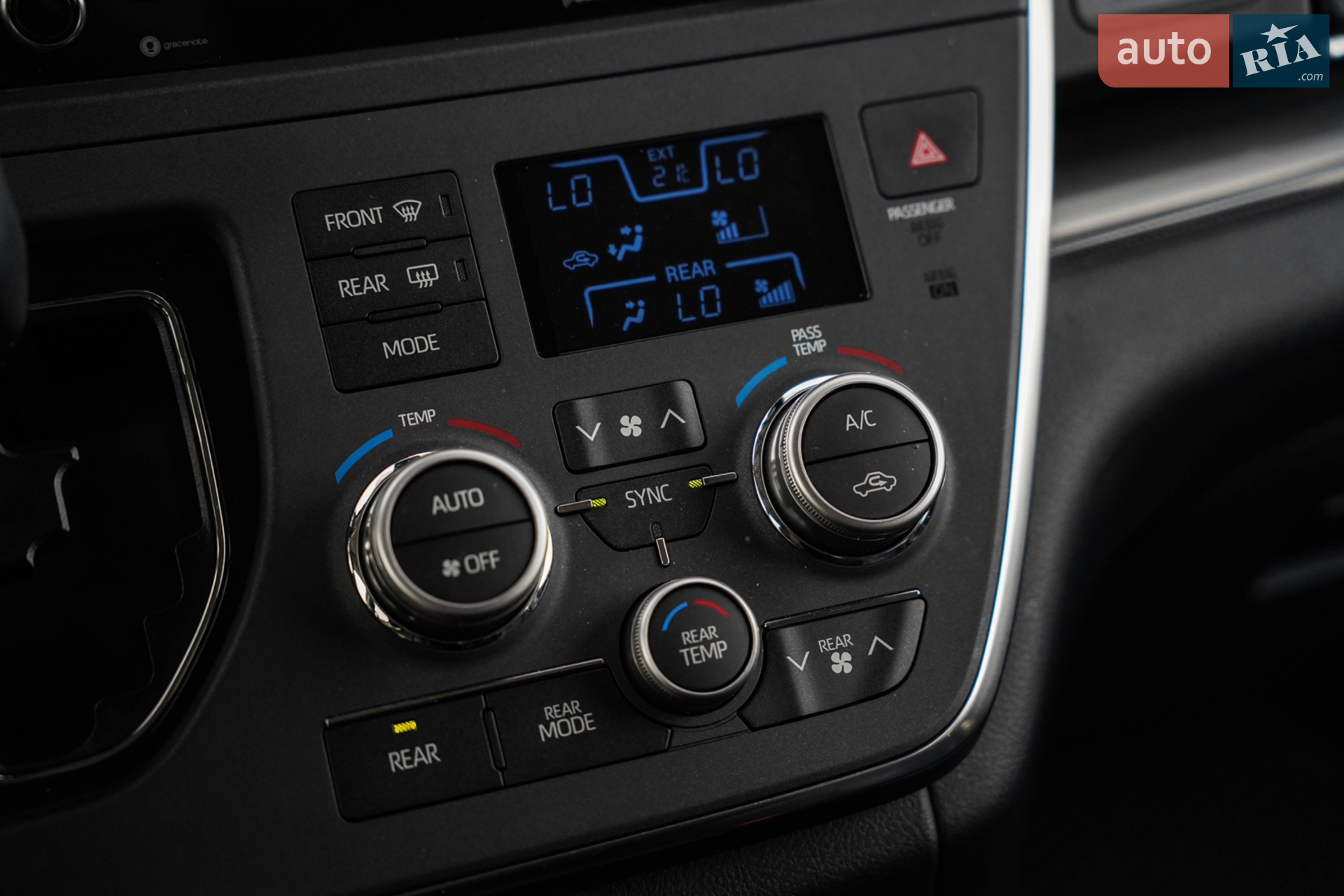 2019 Toyota Sienna - мініатюра 18