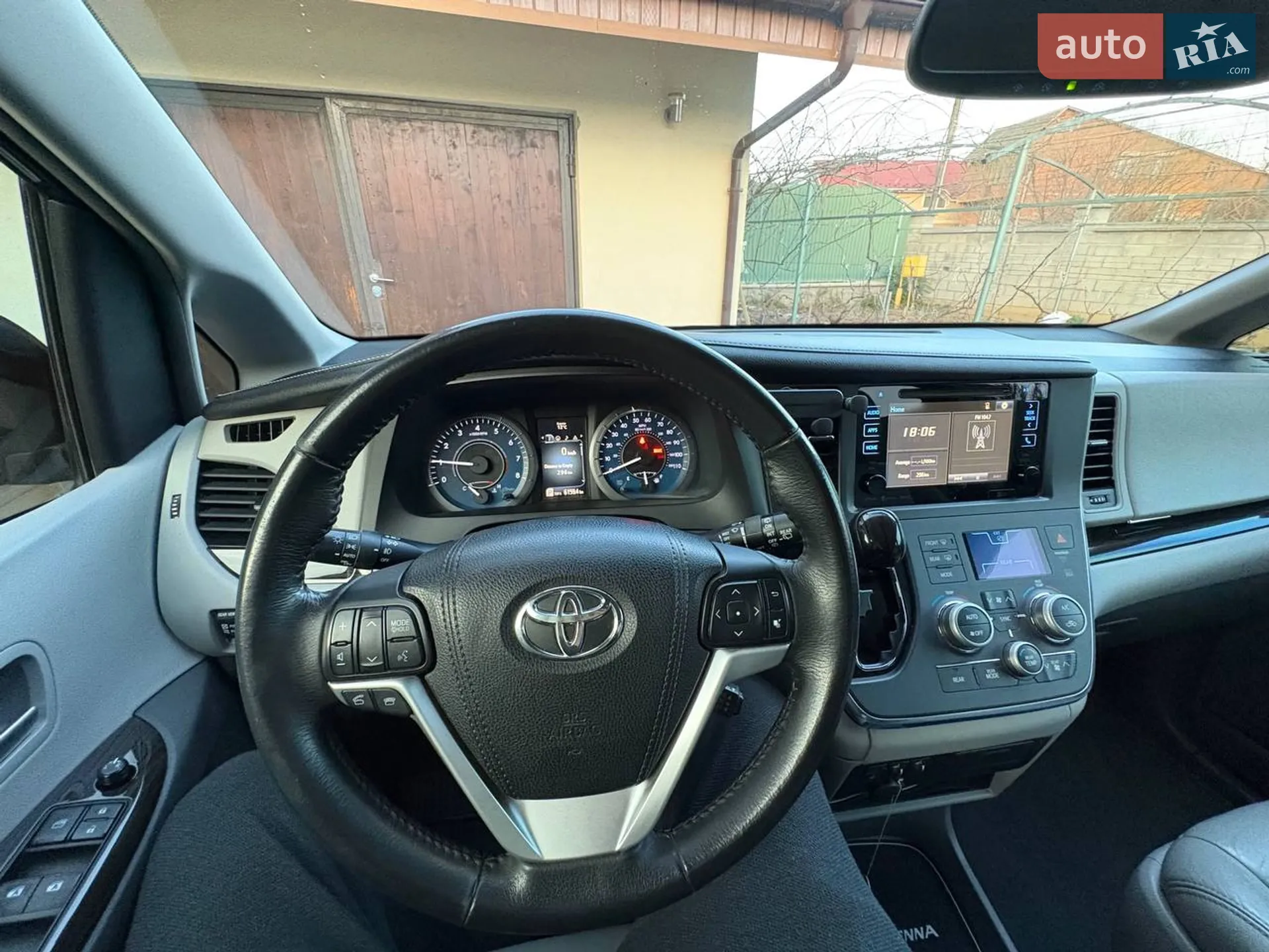 2017 Toyota Sienna - мініатюра 15
