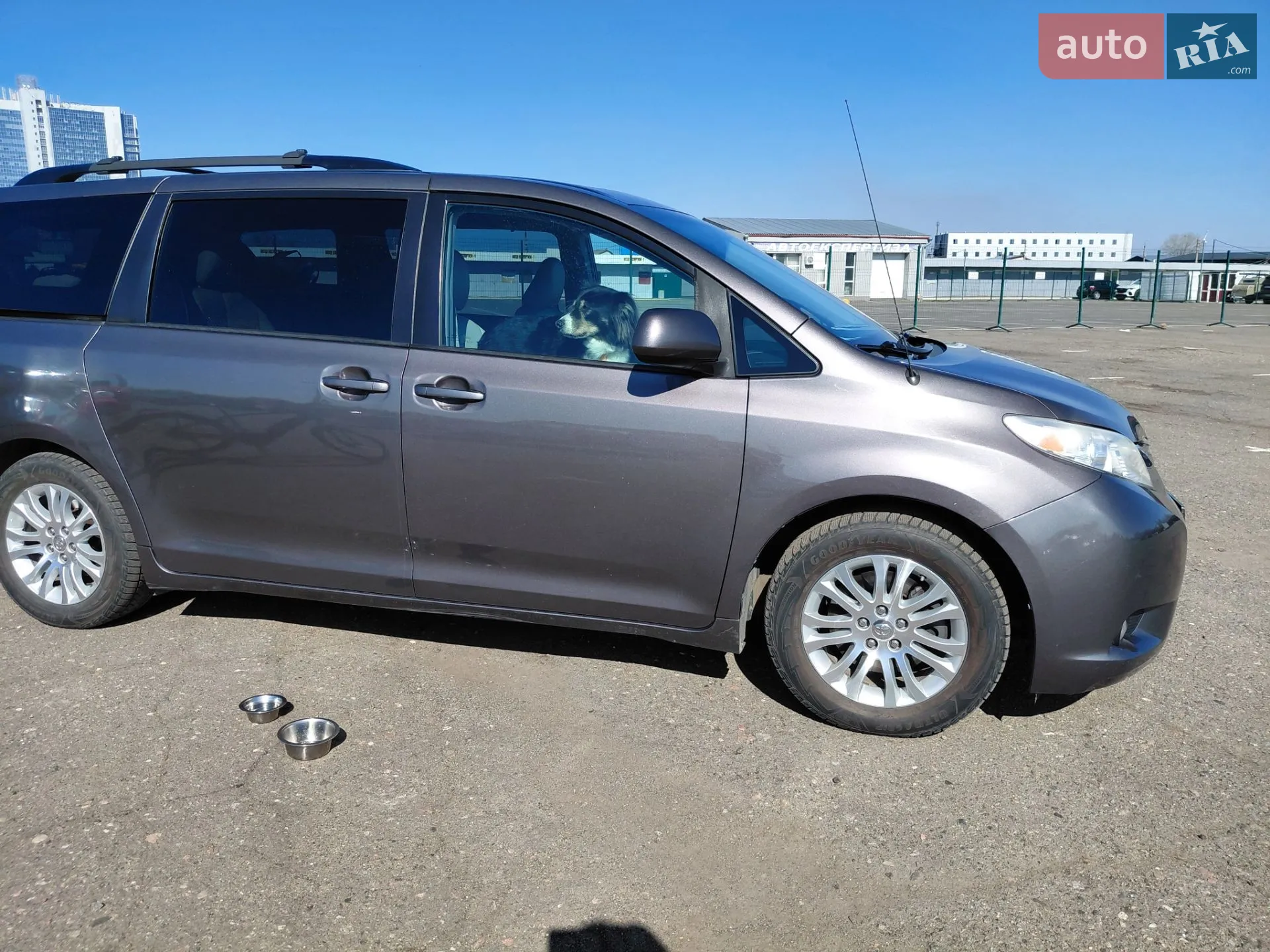 2014 Toyota Sienna - мініатюра 35