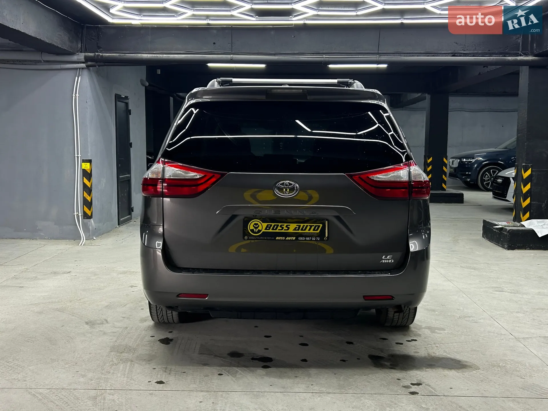 2015 Toyota Sienna - мініатюра 8