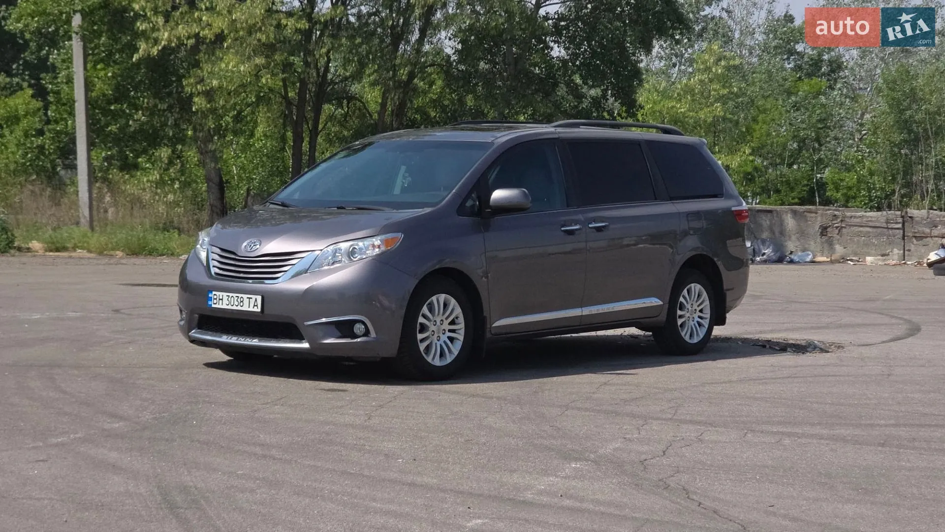 2015 Toyota Sienna - мініатюра 5