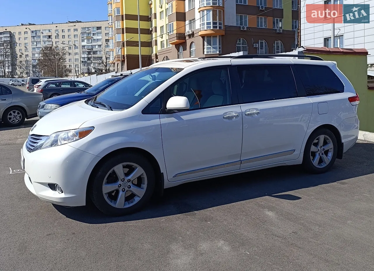 2012 Toyota Sienna - мініатюра 18