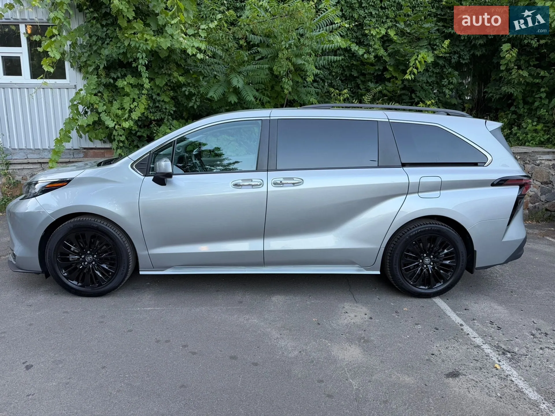 2023 Toyota Sienna - мініатюра 9