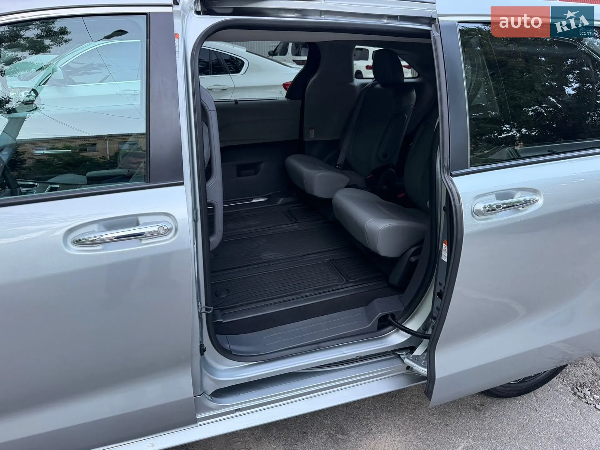 2023 Toyota Sienna - мініатюра 23