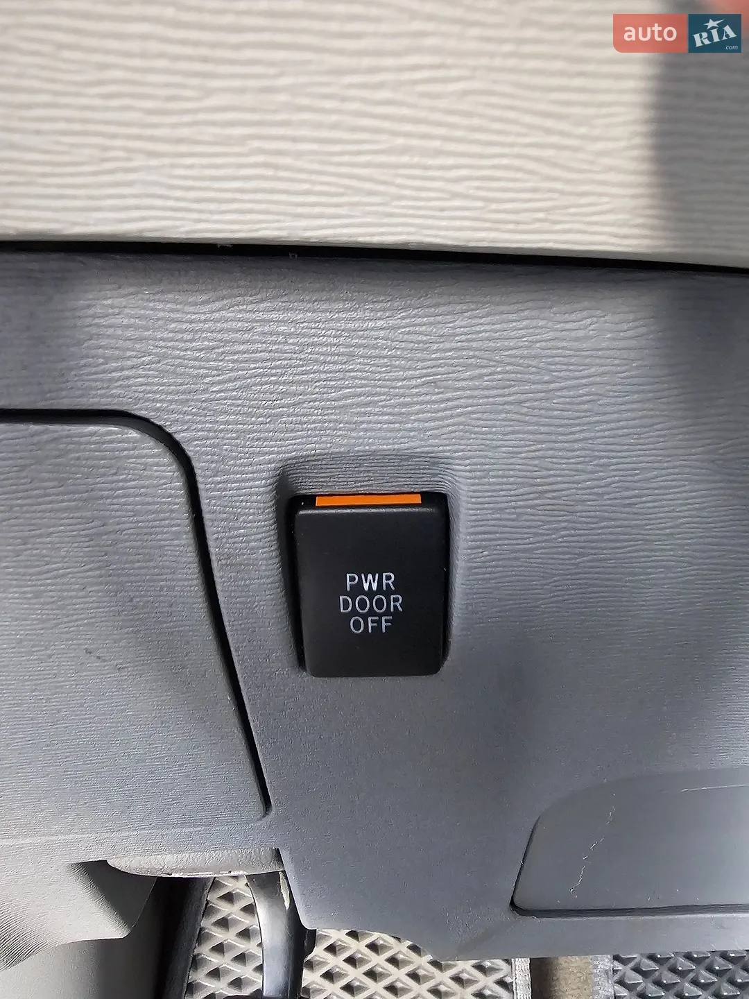 2013 Toyota Sienna - мініатюра 31