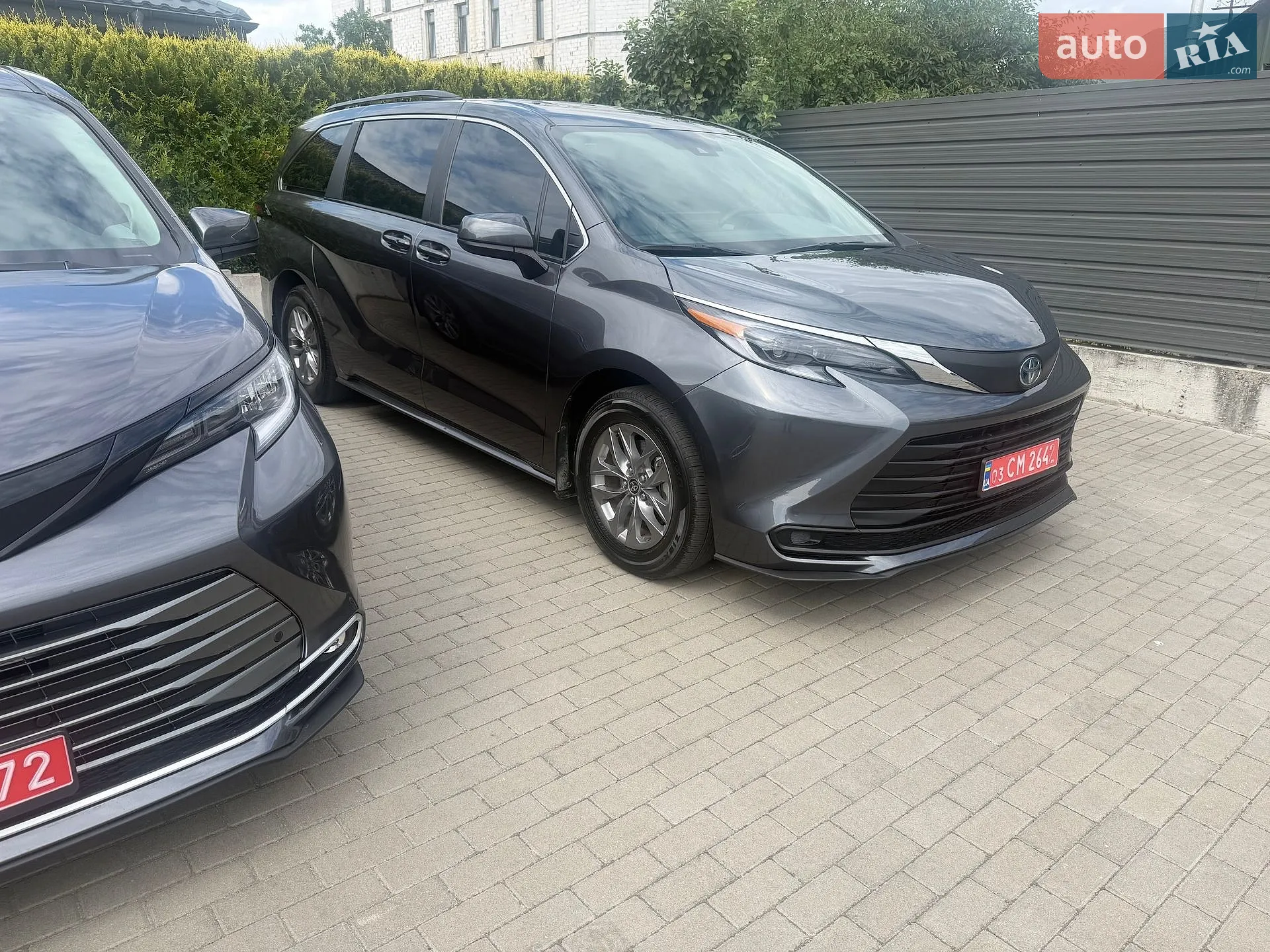 2025 Toyota Sienna - мініатюра 3