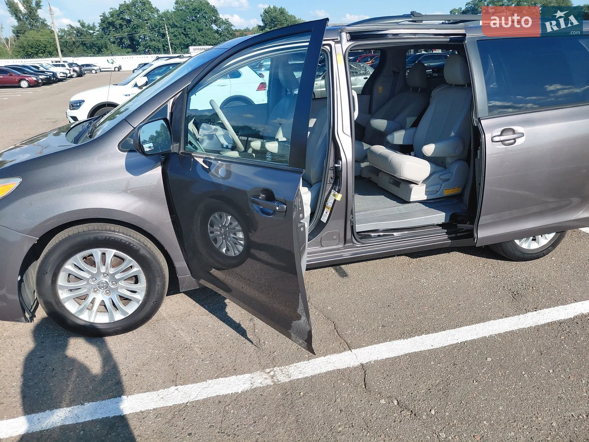 2014 Toyota Sienna - мініатюра 52