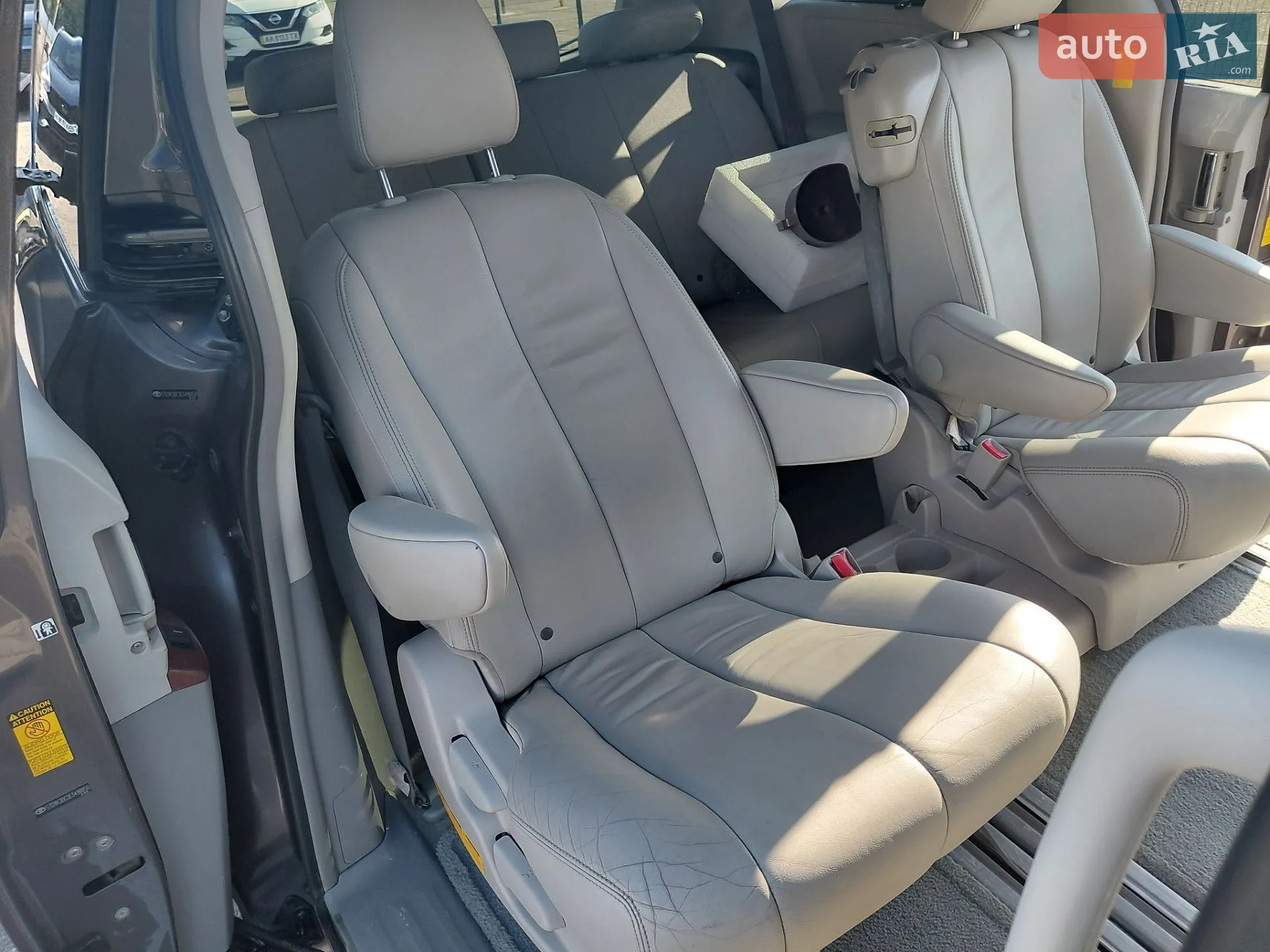 2014 Toyota Sienna - мініатюра 60