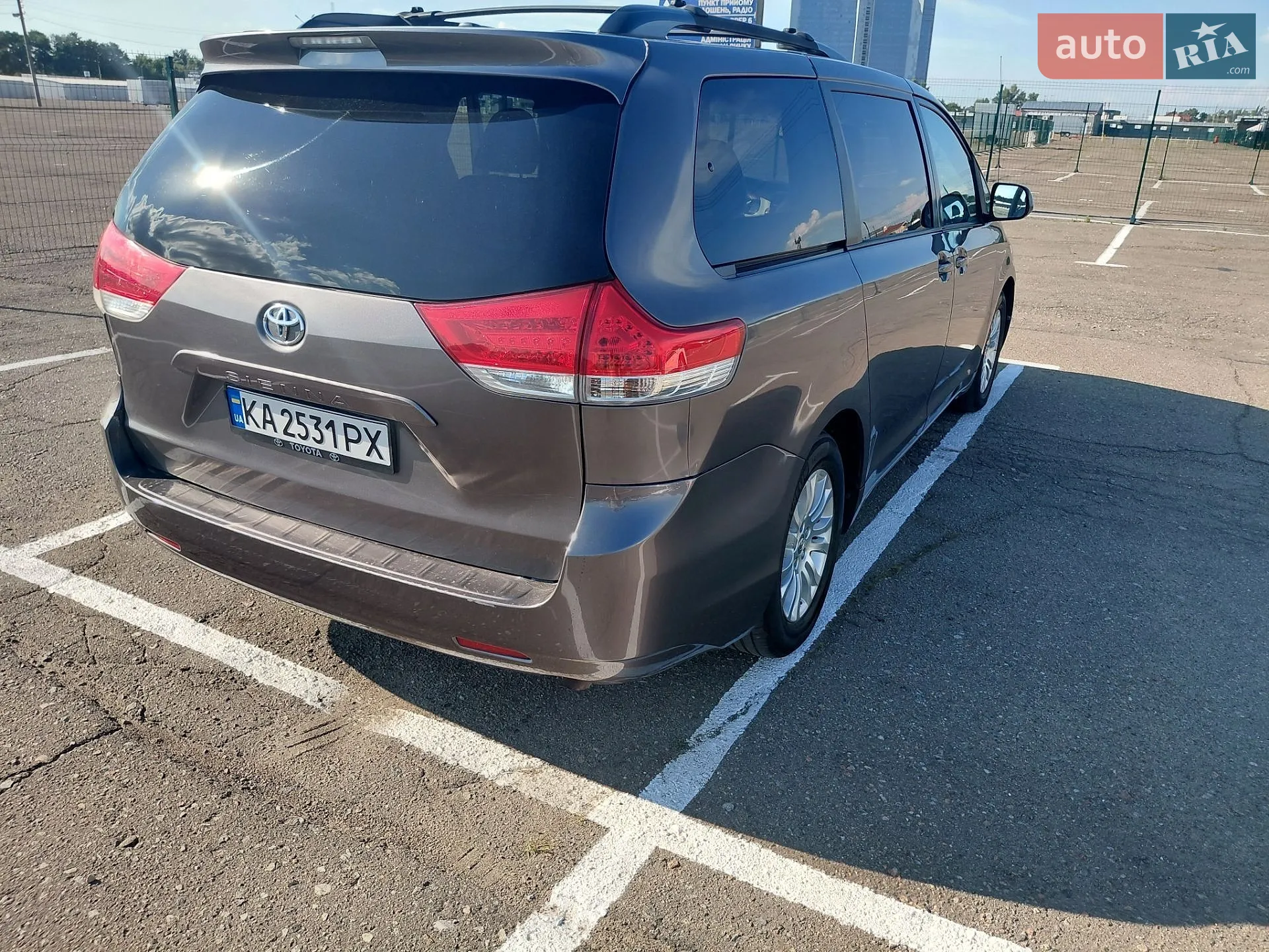 2014 Toyota Sienna - мініатюра 71