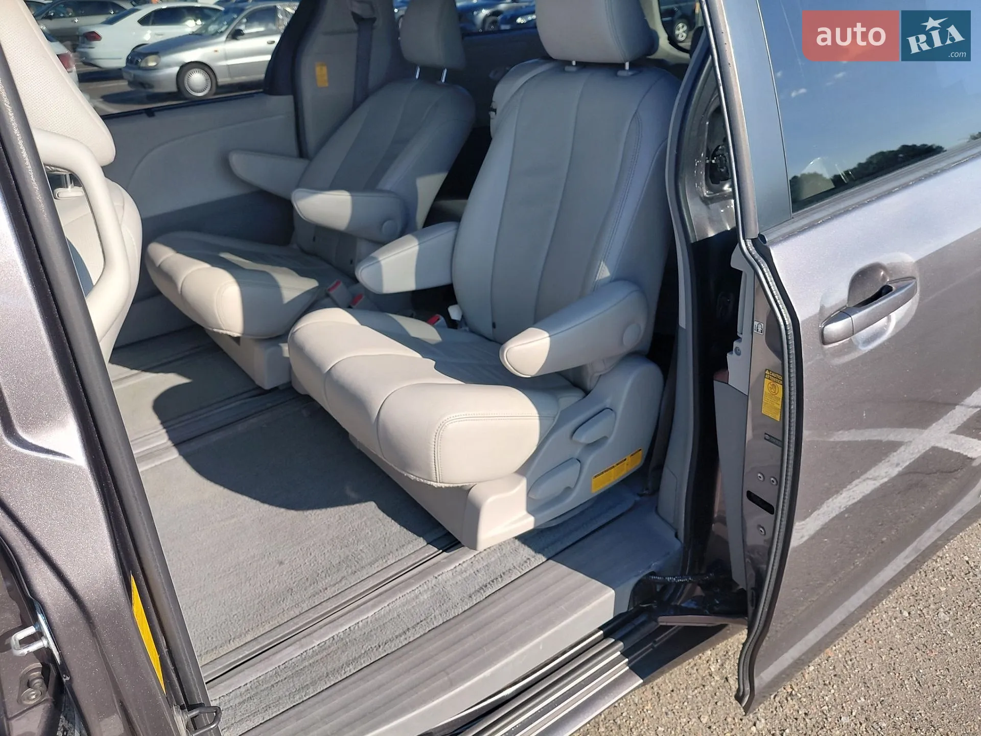 2014 Toyota Sienna - мініатюра 82