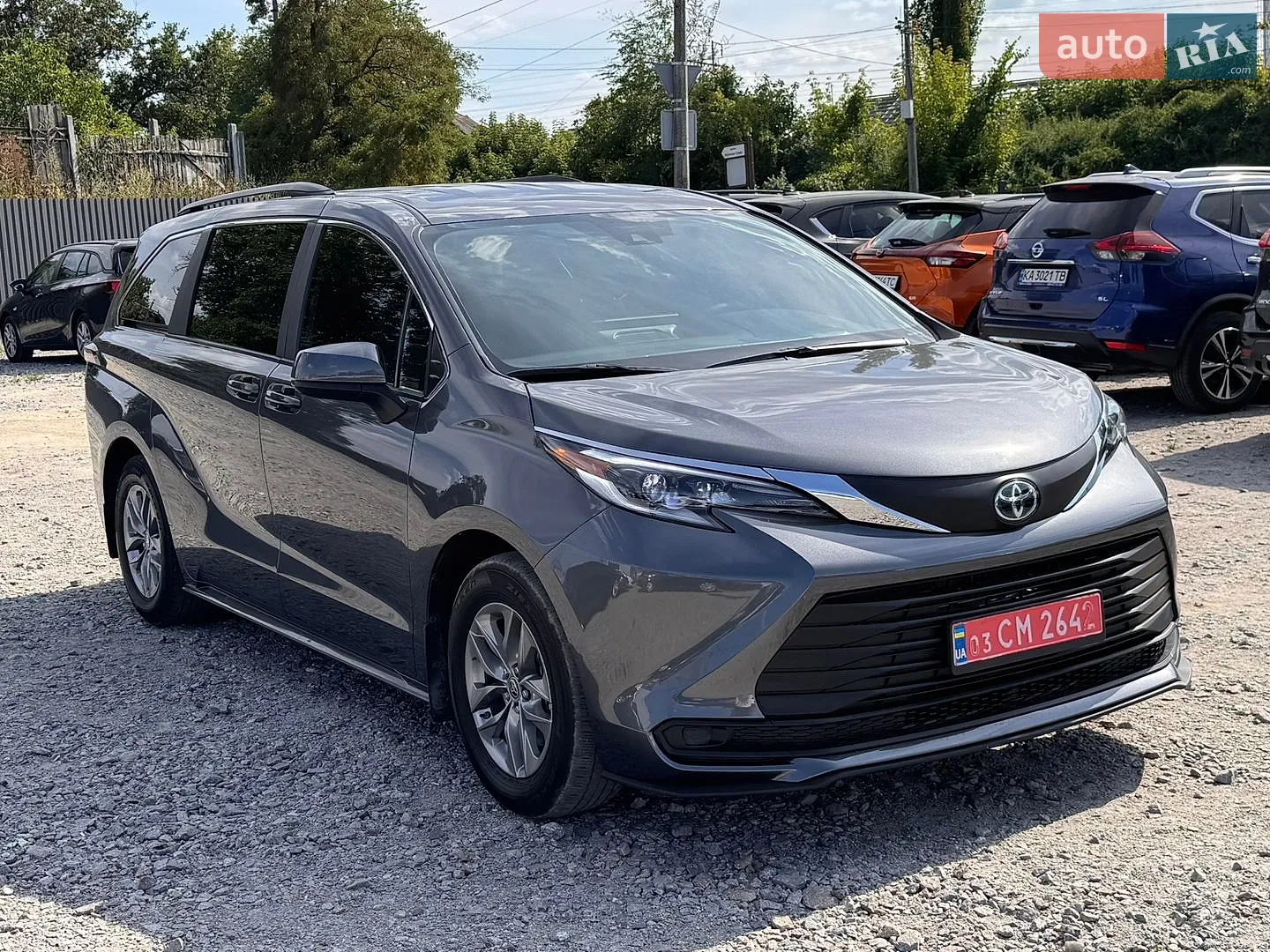 2025 Toyota Sienna - мініатюра 2
