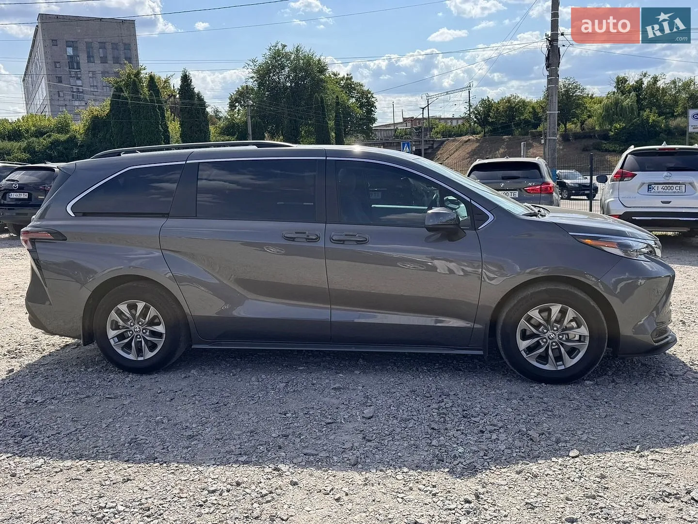 2025 Toyota Sienna - мініатюра 5