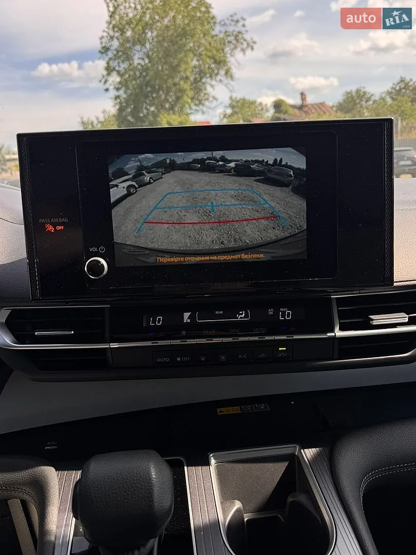 2025 Toyota Sienna - мініатюра 17