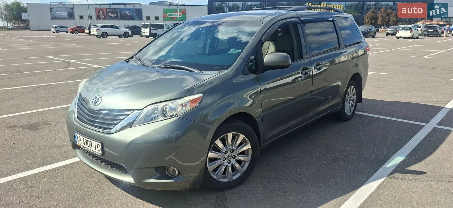 2014 Toyota Sienna - мініатюра 8