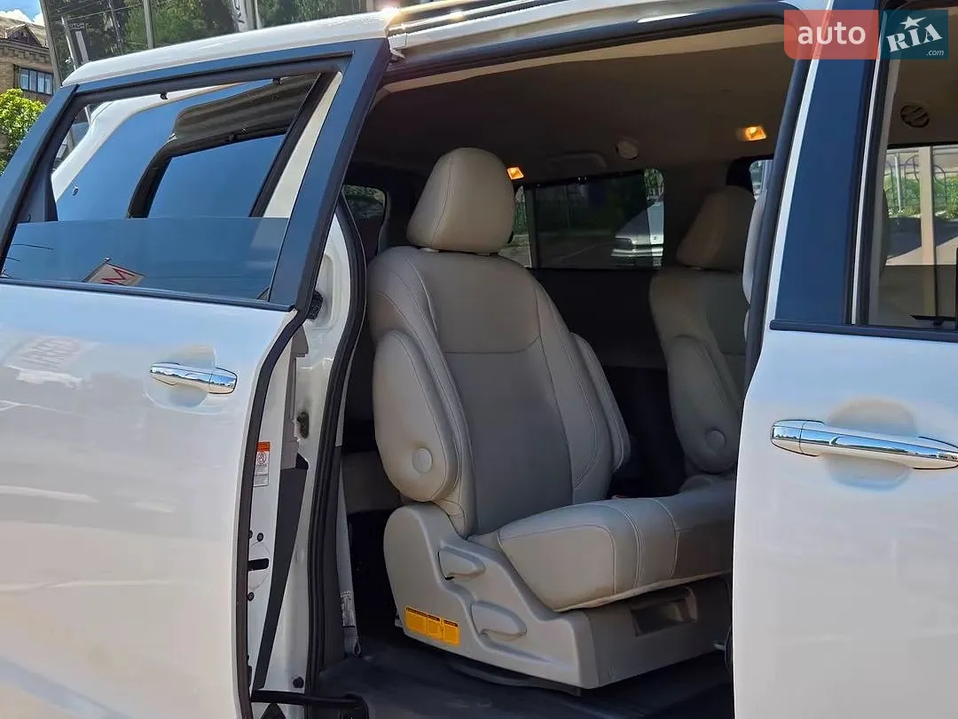 2019 Toyota Sienna - мініатюра 19