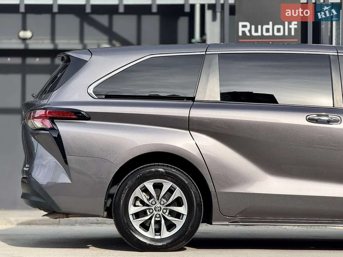 2021 Toyota Sienna - мініатюра 8