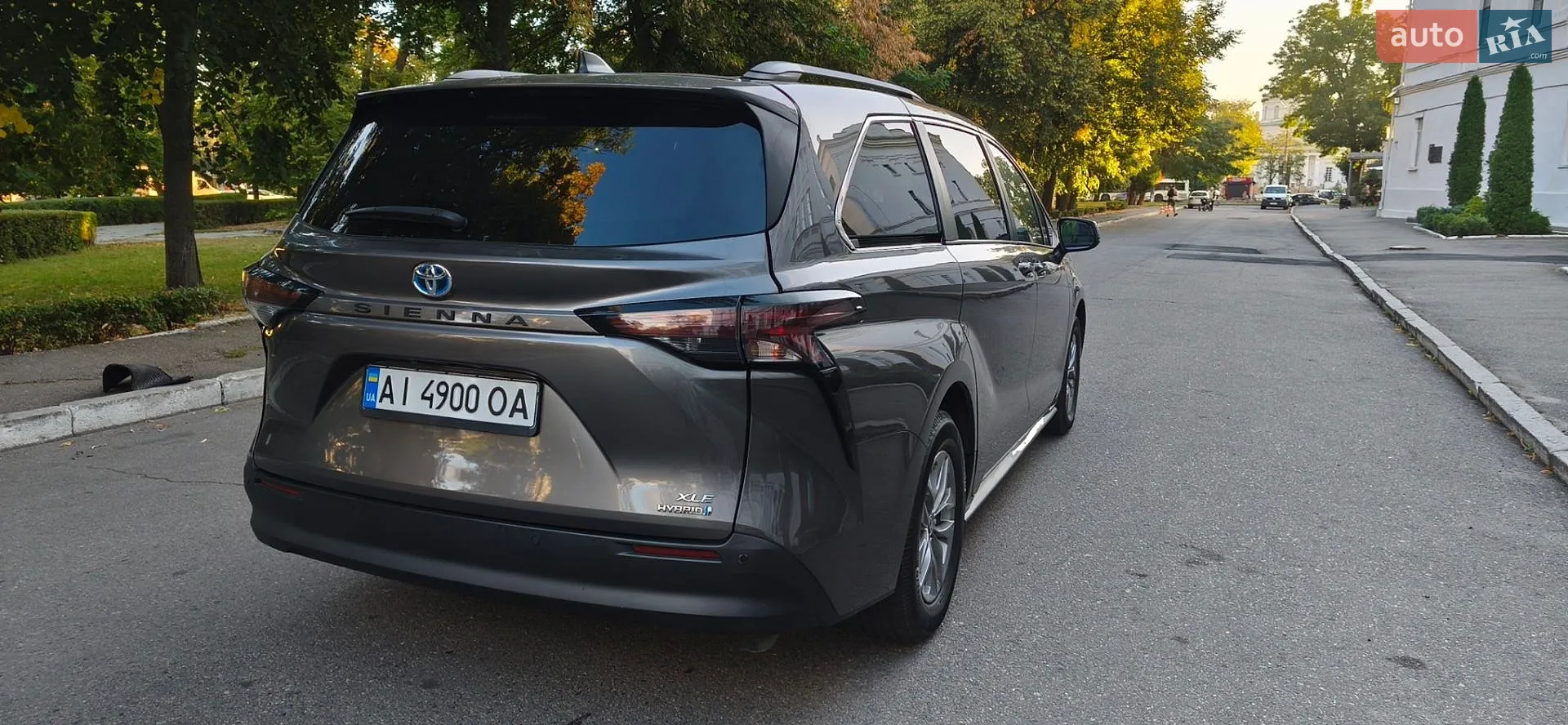2023 Toyota Sienna - мініатюра 8