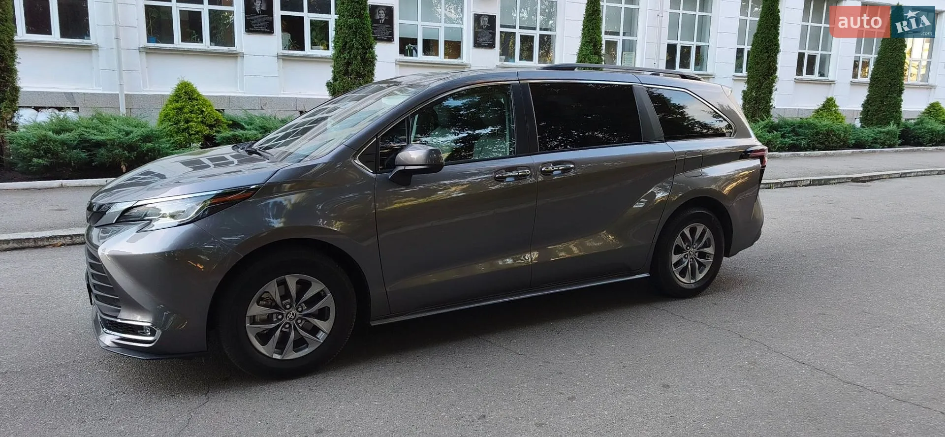 2023 Toyota Sienna - мініатюра 14