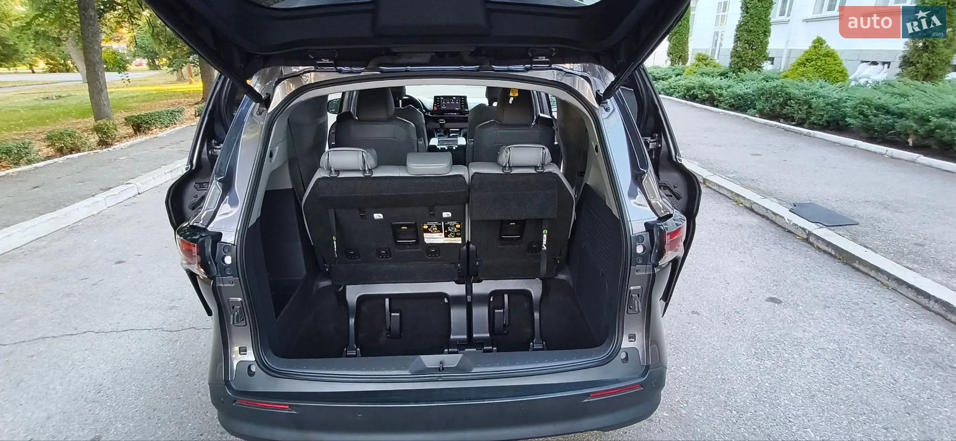 2023 Toyota Sienna - мініатюра 31