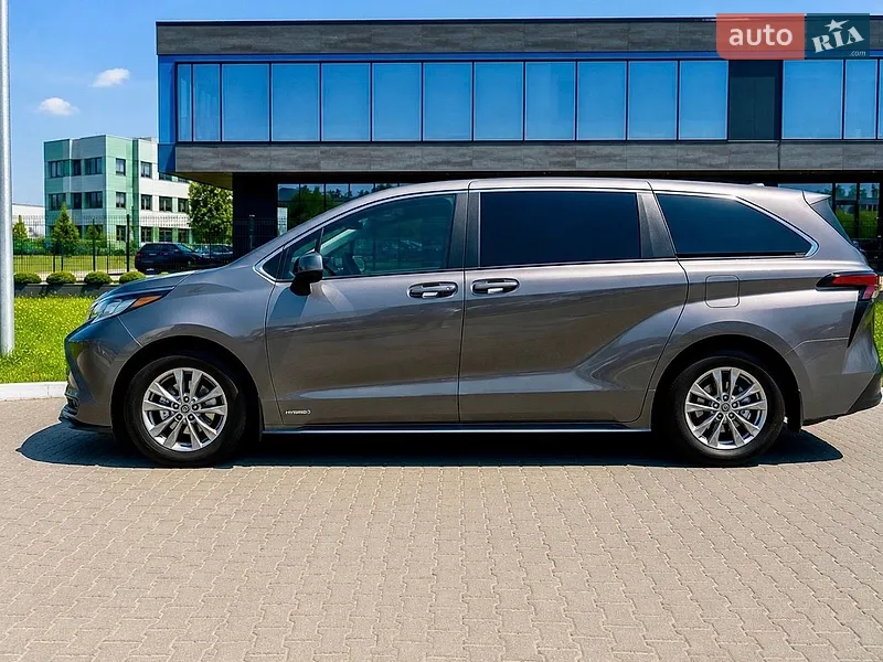 Toyota Sienna