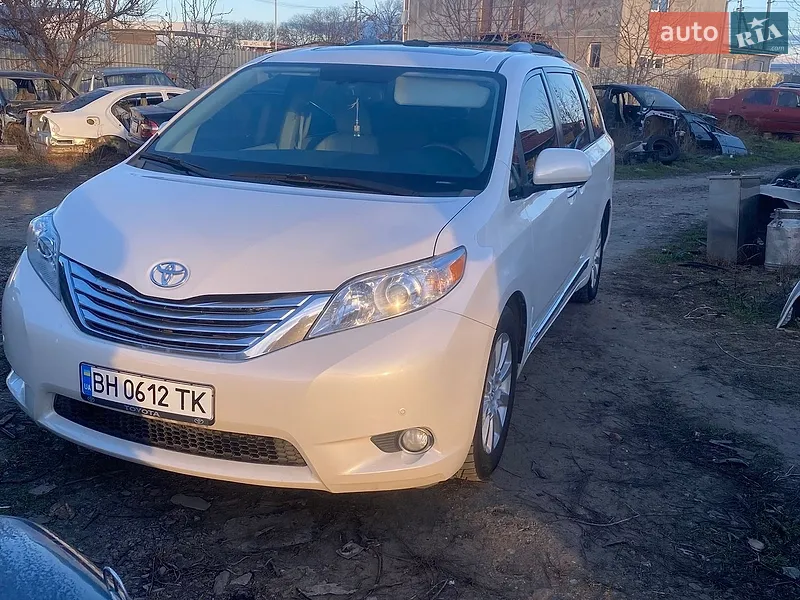 Toyota Sienna