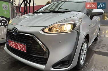 Минивэн Toyota Sienta 2019 в Киеве