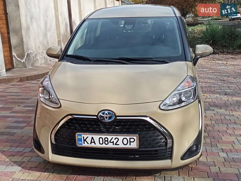 Минивэн Toyota Sienta 2018 в Одессе фото 5 Минивэн Toyota Sienta 2018 в Одессе