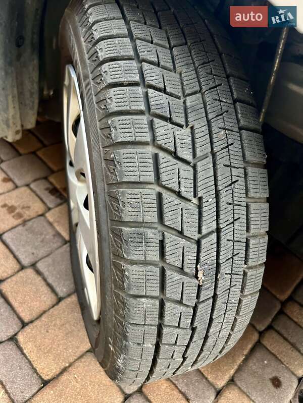 Минивэн Toyota Sienta 2018 в Белой Церкви