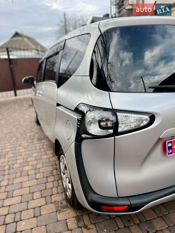 Минивэн Toyota Sienta 2018 в Белой Церкви