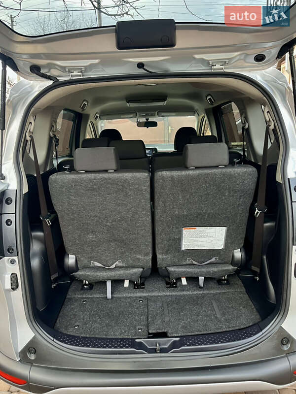 Минивэн Toyota Sienta 2018 в Белой Церкви