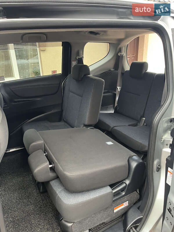 Минивэн Toyota Sienta 2018 в Белой Церкви