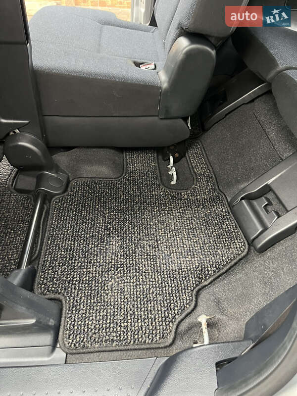 Минивэн Toyota Sienta 2018 в Белой Церкви