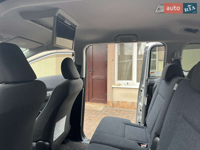 Минивэн Toyota Sienta 2018 в Белой Церкви